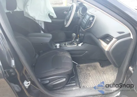 2016 Jeep Cherokee Latitude из США, поврежденный, VIN 1C4PJMCB6GW192032